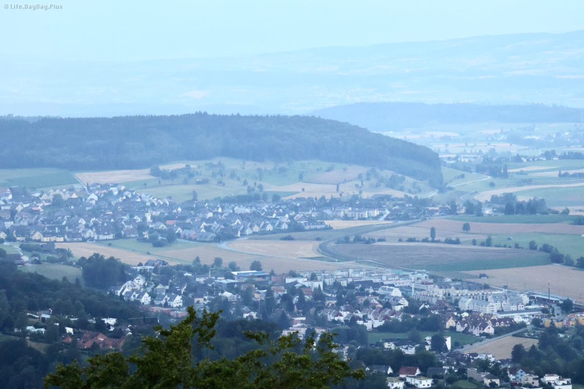 71FAC851-AD9D-445F-9641-346349AAB6F2_1_201_a